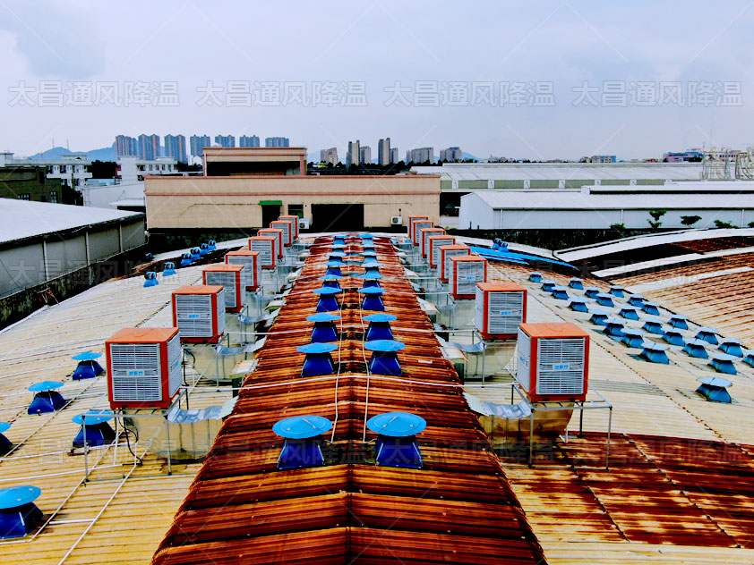 夏季車(chē)間怎么降溫？工業(yè)冷風(fēng)機(jī)有哪些優(yōu)勢(shì)？