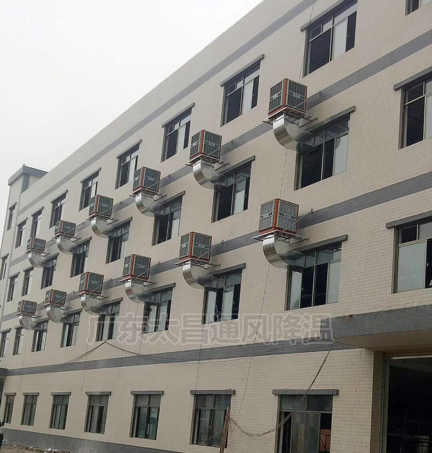 潤東方環(huán)?？照{(diào) 實力打造省電廠房通風(fēng)降溫