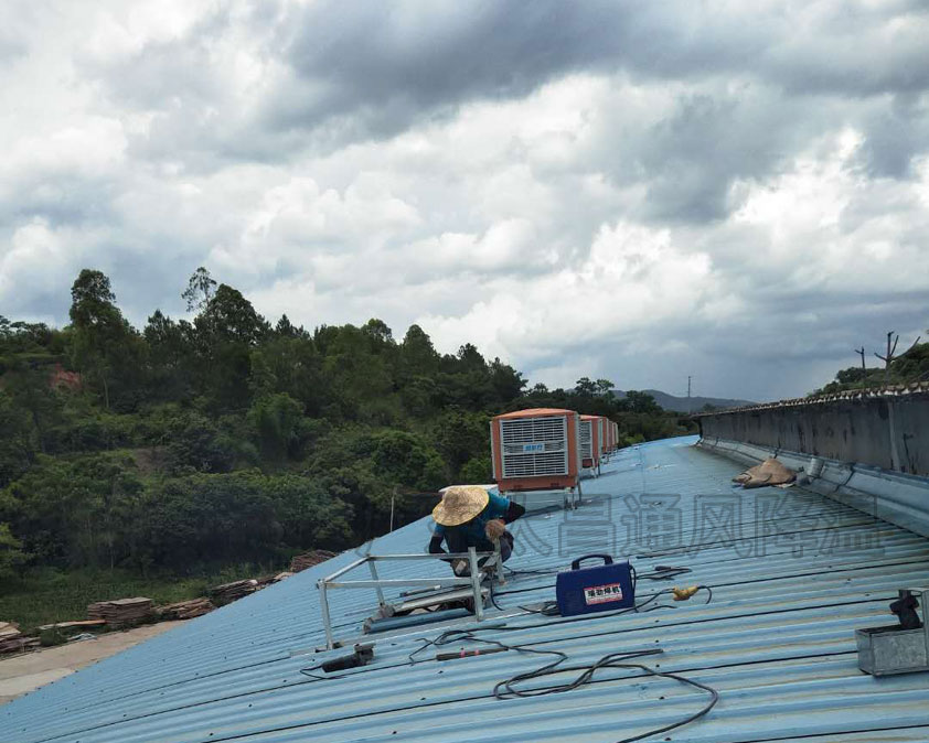 如何讓廠房快速降溫？車間降溫實用設備在這里