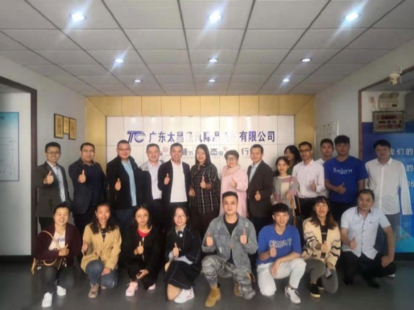 太昌通風降溫 在交流中進步在學(xué)習中成長