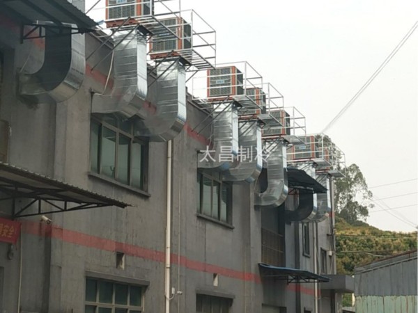 深圳市某打磨車間環(huán)?？照{降溫工程