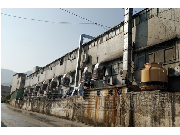 這4點(diǎn)告訴你車間降溫用傳統(tǒng)空調(diào)還是環(huán)?？照{(diào)