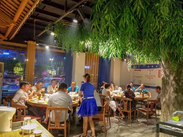 8月9日，太昌公司聚餐活動